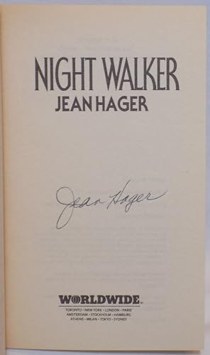 Beispielbild fr Night Walker zum Verkauf von Better World Books