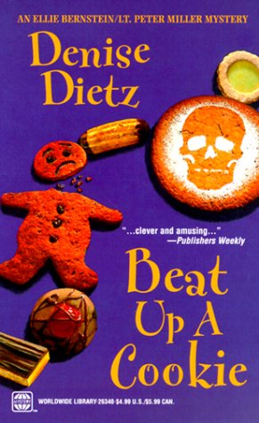 9780373263400: Beat Up A Cookie (Wwl Mystery)