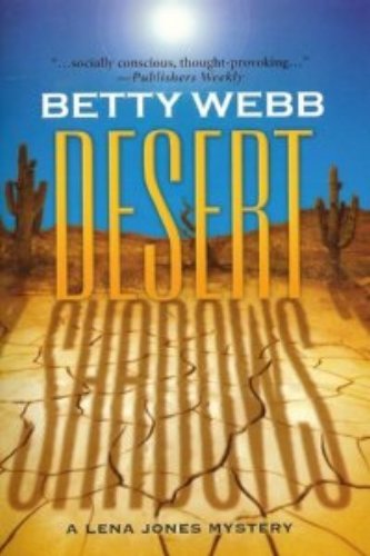Imagen de archivo de Desert Shadows a la venta por Better World Books