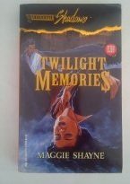 9780373270309: Twilight Memories (Wings In The Night) (Silhouette Shadows)