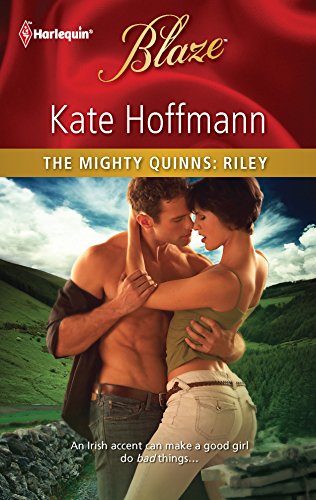9780373796458: The Mighty Quinns: Riley (Harlequin Blaze)