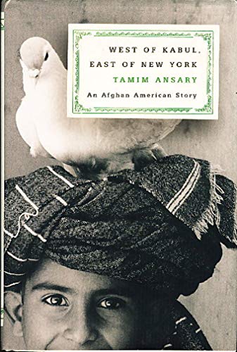 9780374287573: West of Kabul, East of New York: An Afghan American Story