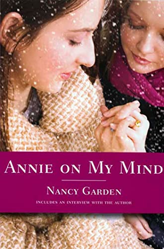Imagen de archivo de Annie on My Mind a la venta por WorldofBooks
