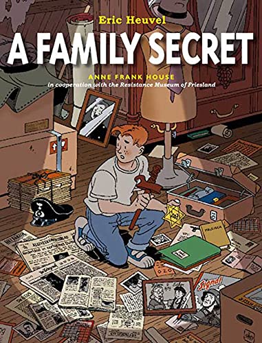Beispielbild fr A Family Secret Format: Paperback zum Verkauf von INDOO