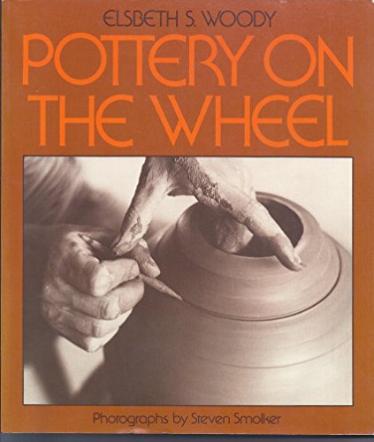 Beispielbild fr Pottery on the Wheel zum Verkauf von Goodwill Books