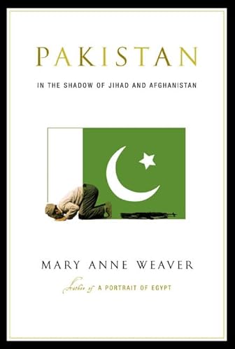 Imagen de archivo de Pakistan: Deep Inside the World's Most Frightening State a la venta por More Than Words