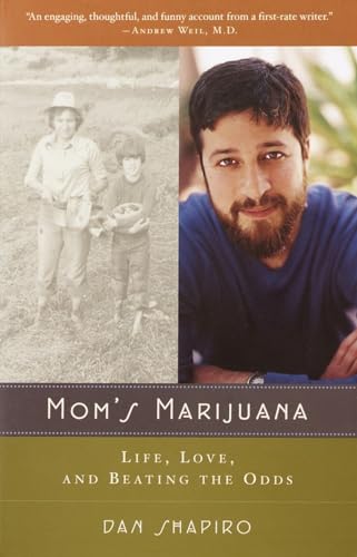 Beispielbild fr Mom's Marijuana : Life, Love, and Beating the Odds zum Verkauf von Better World Books