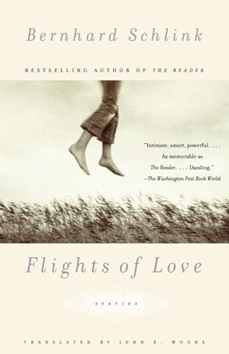 Beispielbild für Flights of Love: Stories zum Verkauf von SecondSale