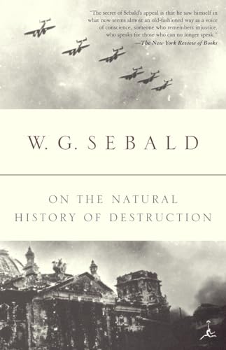 9780375756573: On the Natural History of Destruction (Modern Library Classics (Paperback))