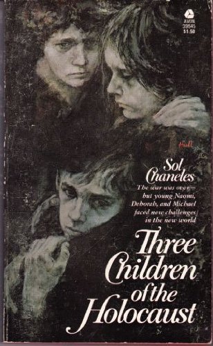 9780380395453: Three Children of the Holocaust
