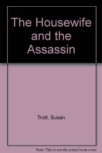 9780380495511: The Housewife and the Assassin