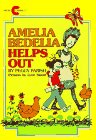 Imagen de archivo de Amelia Bedelia Helps Out a la venta por Better World Books