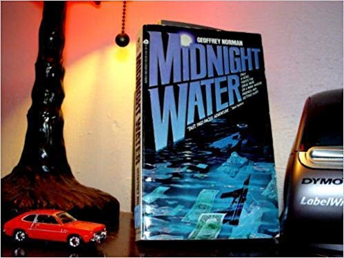 Beispielbild fr Midnight Water zum Verkauf von Zoom Books Company