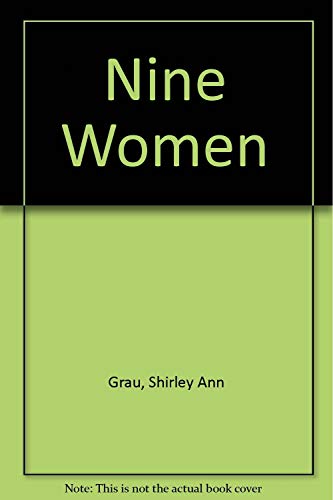 Beispielbild fr Nine Women zum Verkauf von Isle of Books