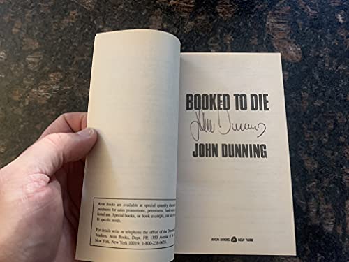 9780380718832: Booked to Die