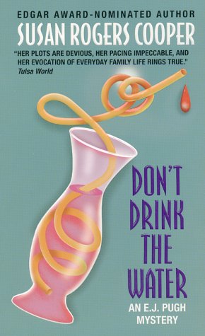 Beispielbild fr Don't Drink the Water zum Verkauf von Better World Books