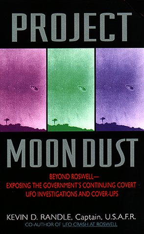 Imagen de archivo de Project Moon Dust:: Beyond Roswell--exposing The Government's Covert Investigations And Cover-ups a la venta por Front Cover Books