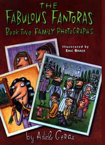 Imagen de archivo de Family Photographs a la venta por Better World Books