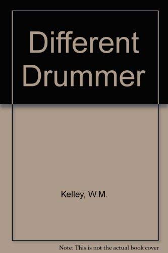 Imagen de archivo de Different Drummer a la venta por ThriftBooks-Atlanta