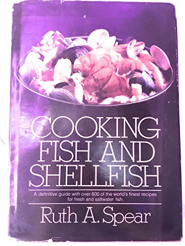 Imagen de archivo de Cooking Fish and Shellfish a la venta por Better World Books