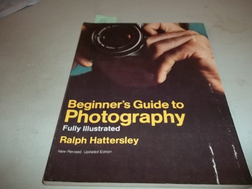 Stock image for Beginner's Guide to Photography (Beginner's guides) for sale by Wonder Book