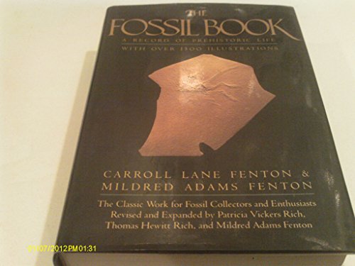 Imagen de archivo de The Fossil Book: A Record of Prehistoric Life a la venta por Goodwill