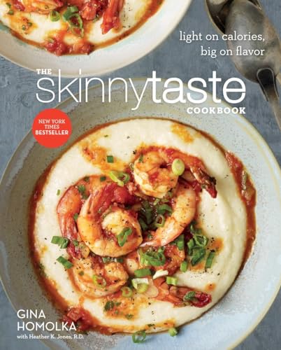 Imagen de archivo de The Skinnytaste Cookbook: Light on Calories, Big on Flavor a la venta por ThriftBooks-Dallas