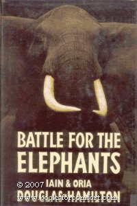 Imagen de archivo de Battle of the Elephants a la venta por Better World Books: West