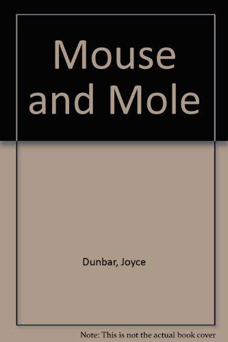 9780385401982: Mouse And Mole