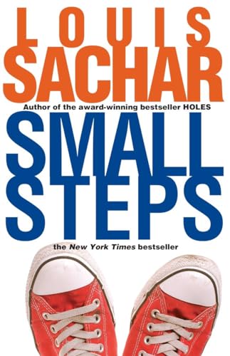 9780385733151: Small Steps (Holes Series)