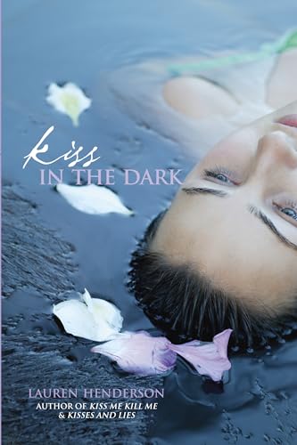 Beispielbild fr Kiss in the Dark (Scarlett Wakefield Series) zum Verkauf von Once Upon A Time Books