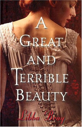 Imagen de archivo de A Great and Terrible Beauty (The Gemma Doyle Trilogy) a la venta por Irish Booksellers