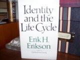 9780393009491: Identity and the Life Cycle