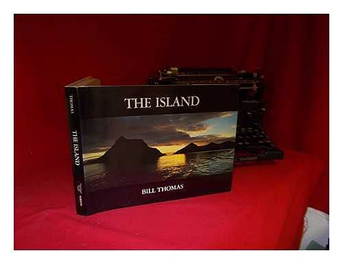 Beispielbild fr The island zum Verkauf von Wonder Book