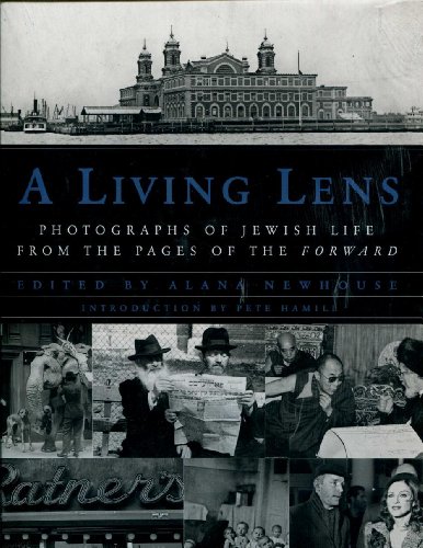 9780393062694: A Living Lens: Photographs of Jewish Life from the Pages of the