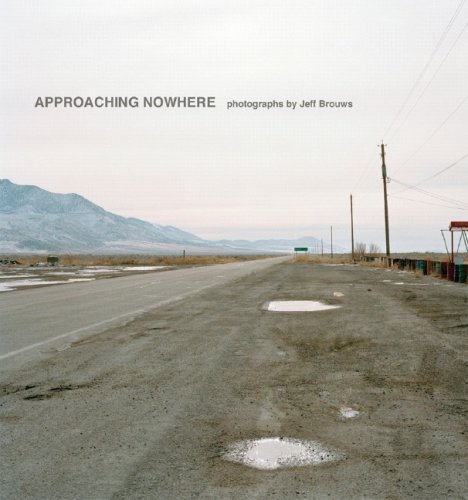 9780393065398: Approaching Nowhere