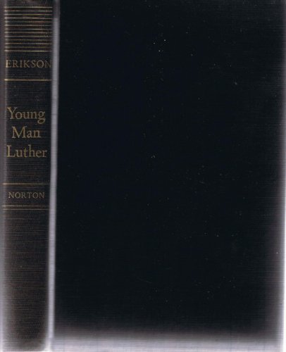 9780393073652: Young man Luther : a study in psychoanalysis and history