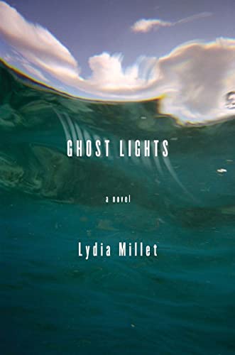 Imagen de archivo de Ghost Lights a la venta por BookHolders
