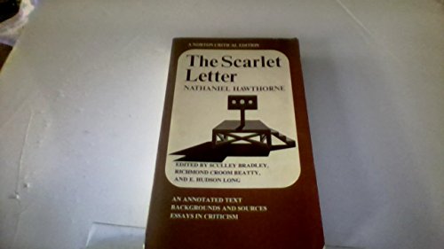 Hawthorne Scarlet Letter (Norton Critical Editions) - Nathaniel Hawthorne