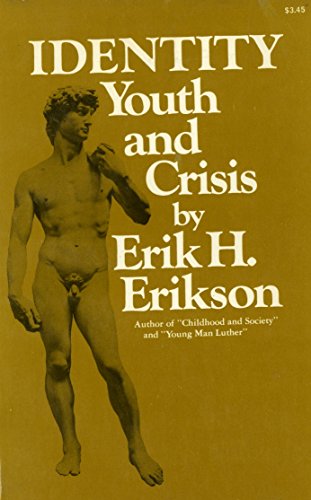 Beispielbild fr Identity: Youth and Crisis zum Verkauf von BooksRun