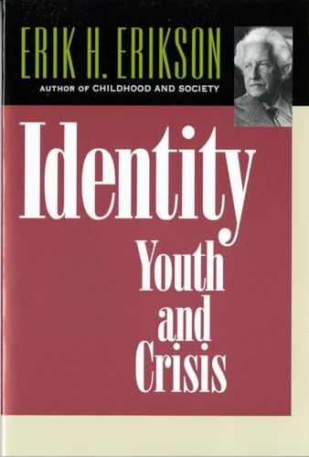 9780393311440: Identity: Youth and Crisis (Austen Riggs Monograph, 7)