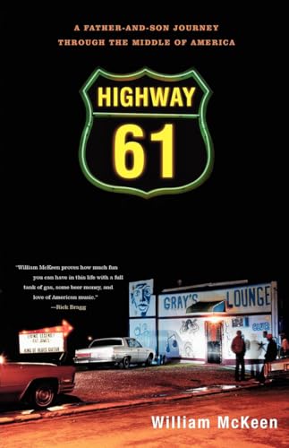 9780393342048: Highway 61: A Father-and-Son Journey through the Middle of America