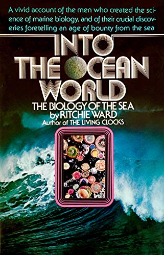 Imagen de archivo de Into the ocean world;: The biology of the sea a la venta por Wonder Book