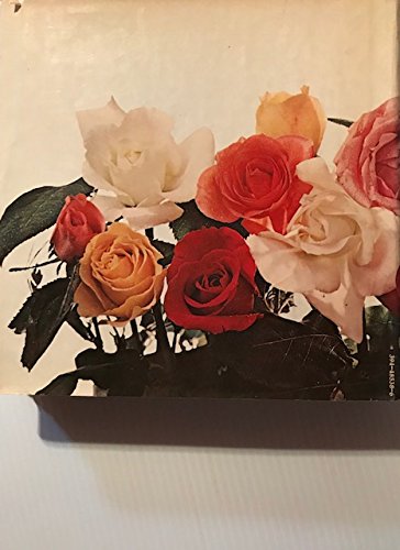 Beispielbild fr Growing better roses zum Verkauf von Wonder Book
