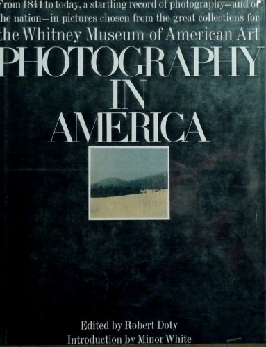 Beispielbild fr Photography in America zum Verkauf von Half Price Books Inc.