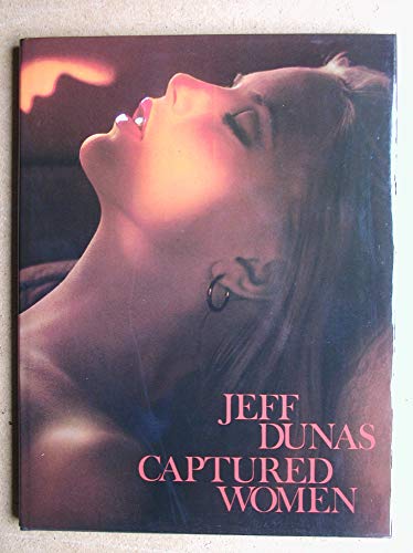 9780394523415: Captured Women / Jeff Dunas