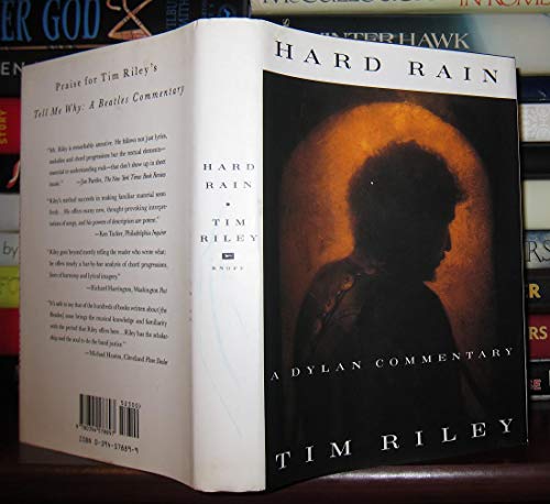 Beispielbild fr Hard Rain : A Dylan Commentary zum Verkauf von Better World Books