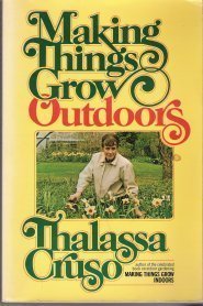 Beispielbild fr Making Things Grow Outdoors zum Verkauf von Long Island Book Company