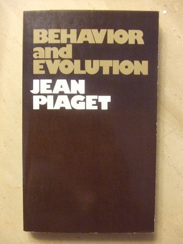 9780394735887: Behavior and Evolution