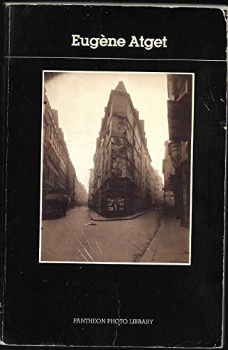 9780394740843: Eugene Atget: A Selection of Photographs from the Collection of Musee Carnavalet, Paris